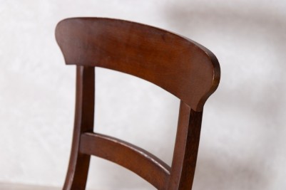 solid-oak-chapel-chair-close-up-of-backrest